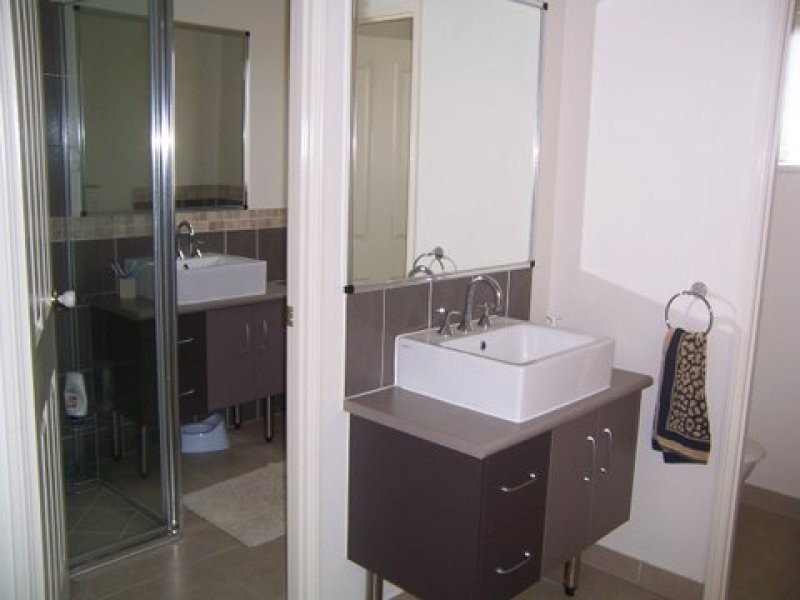 12 Mowbray Court, Mount Low QLD 4818