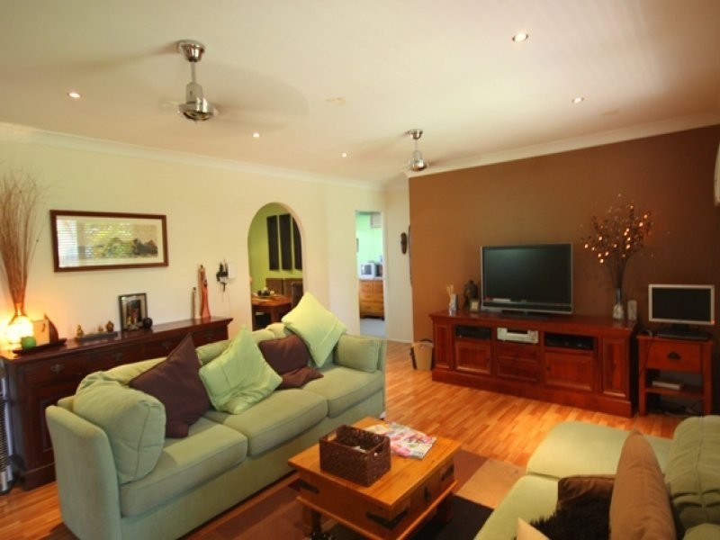 19 Nelia Street, Kirwan QLD 4817