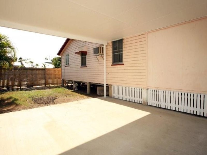 58 Norris Street, Hermit Park QLD 4812