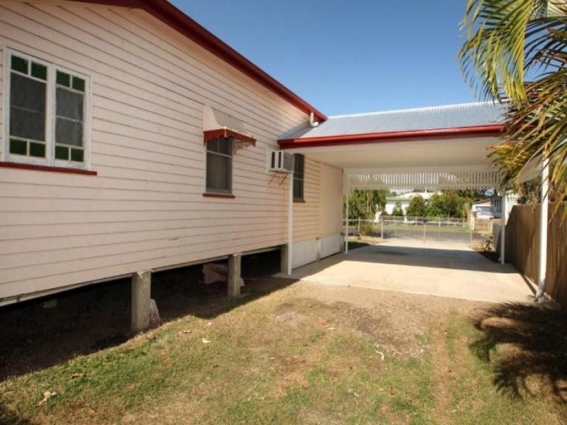 58 Norris Street, Hermit Park QLD 4812