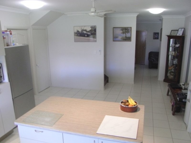 7 Blue Wren, Kelso QLD 4815