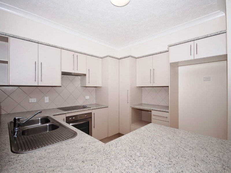 30 Knox Court, Mount Louisa QLD 4814