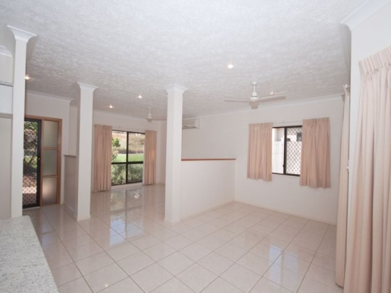 30 Knox Court, Mount Louisa QLD 4814