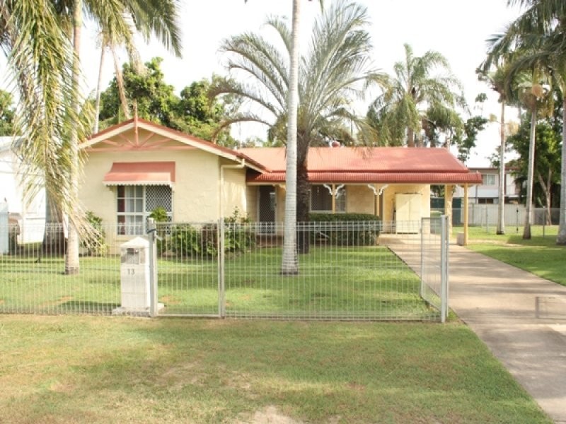 13 Castellana, Cranbrook QLD 4814