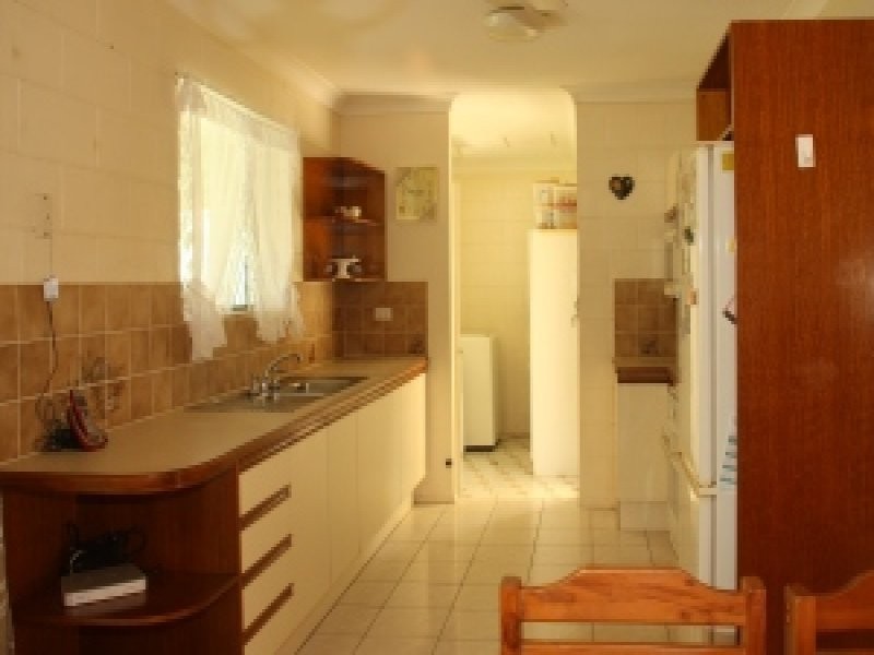 13 Castellana, Cranbrook QLD 4814