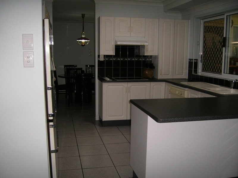 34 Heferen, Black River QLD 4818