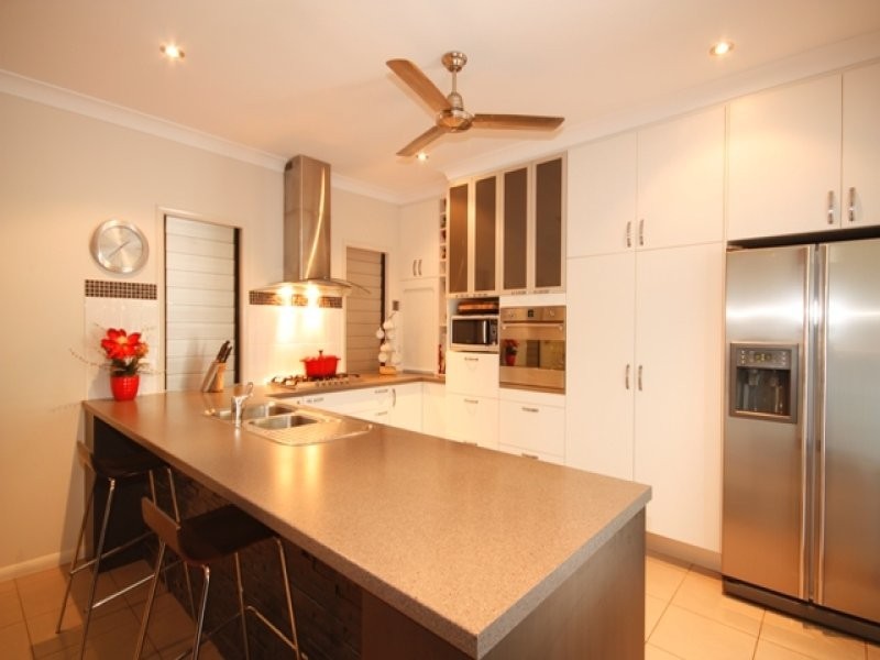 3 Petrie, Idalia QLD 4811