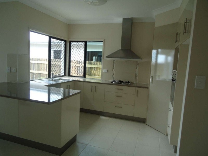 52 Marquise Circuit, Burdell QLD 4818