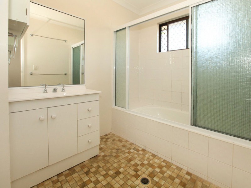 77 Yolanda Drive, Annandale QLD 4814