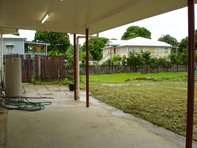 12 Cahill Street, Aitkenvale QLD 4814