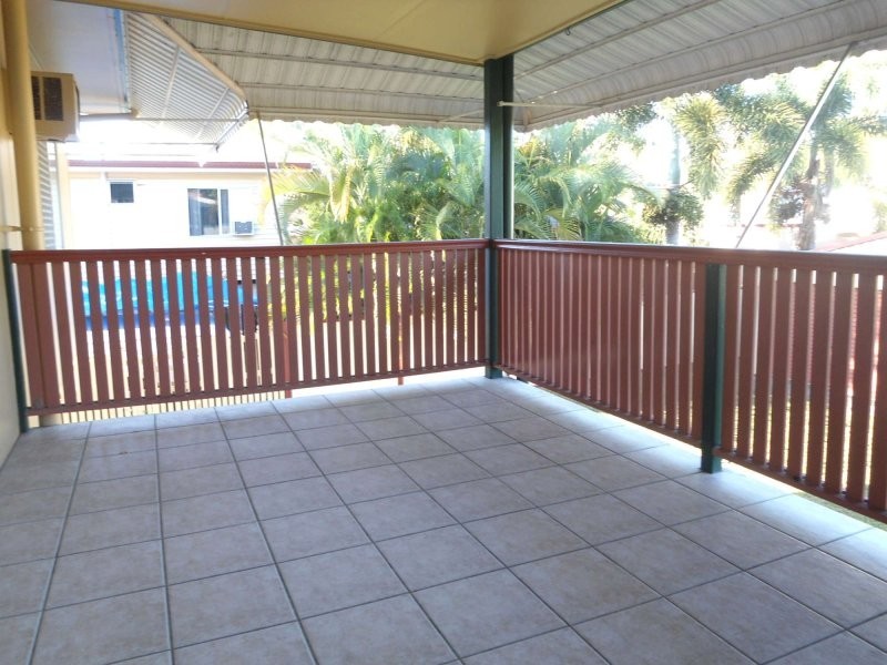 10 Peter Street, Kelso QLD 4815