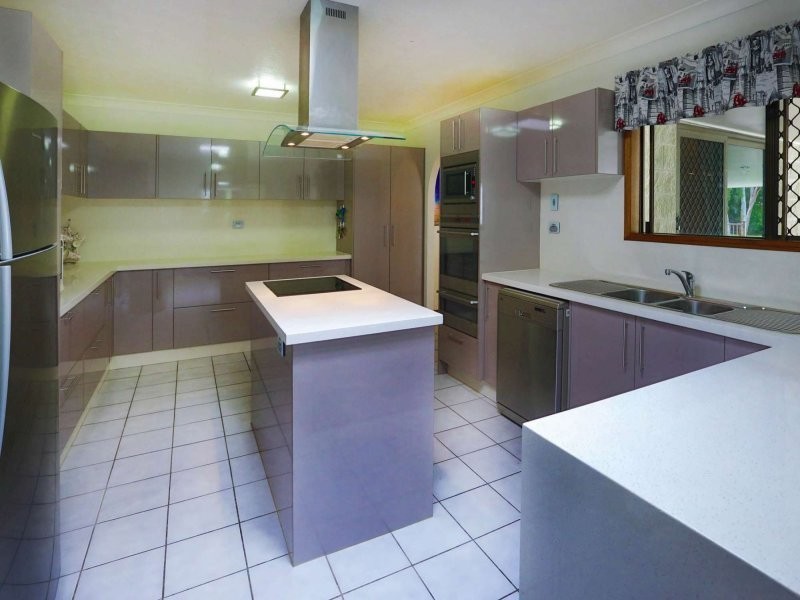 1 Monahan Street, Kelso QLD 4815