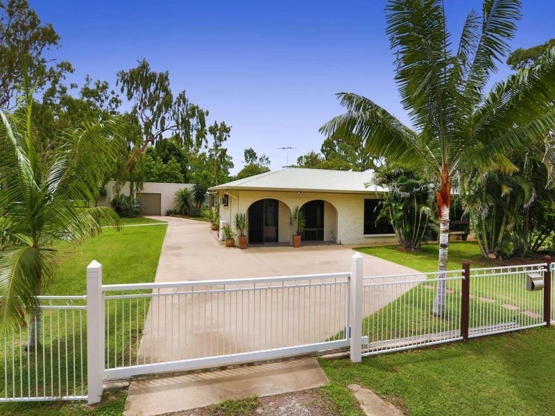 1 Monahan Street, Kelso QLD 4815