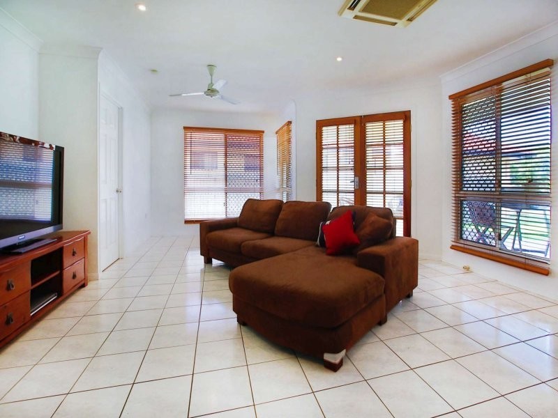 14 Waterpark Place, Idalia QLD 4811