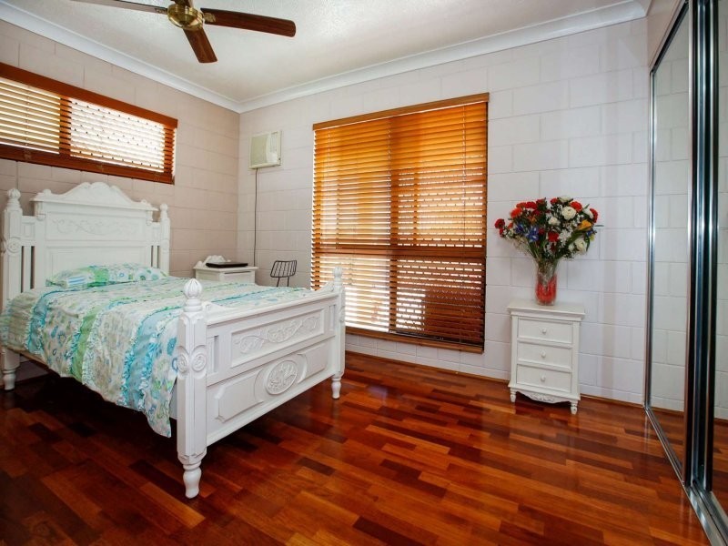 25 Stella Street, Kelso QLD 4815