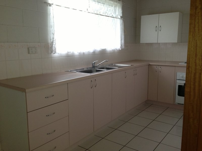 1/38 Park Street, Pimlico QLD 4812