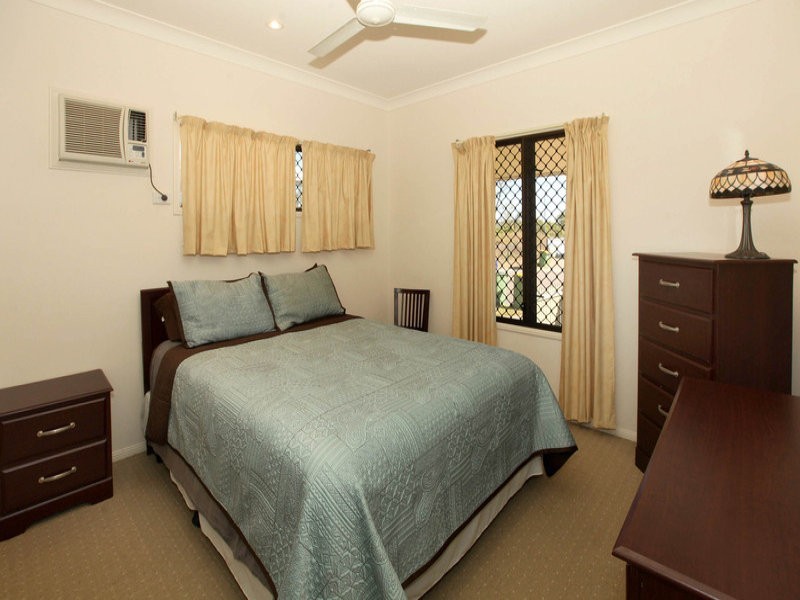 8 Calliope Close, Douglas QLD 4814