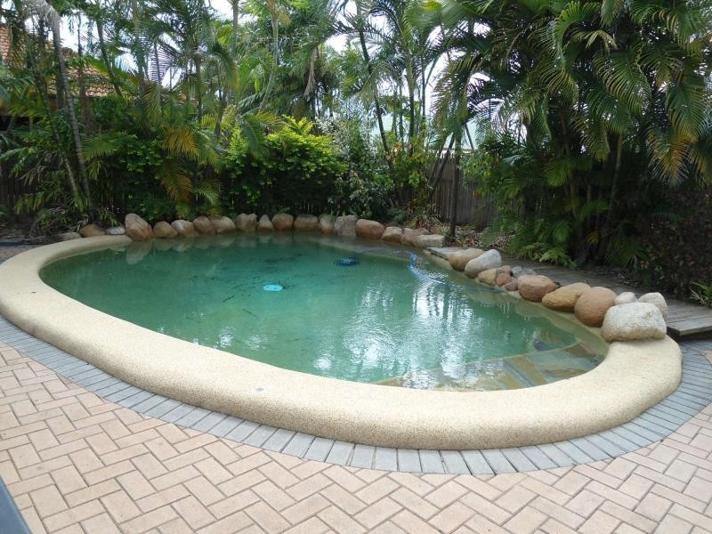 12 Carisbrooke Court, Annandale QLD 4814