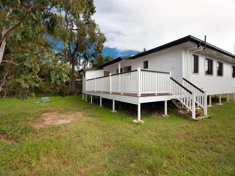 9 Fanning Court, Balgal Beach QLD 4816
