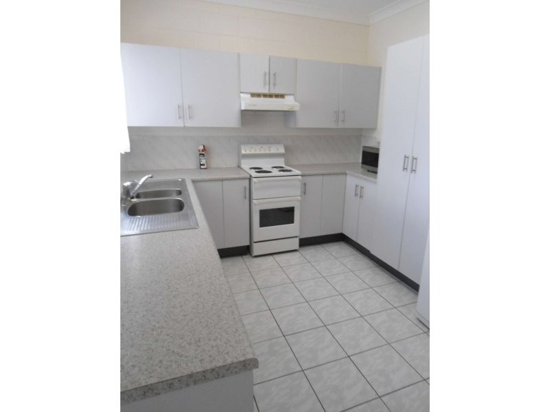 3.411 Charles Street, Kirwan QLD 4817