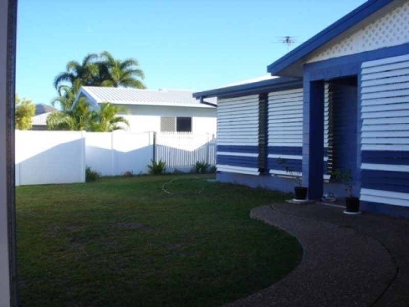 37 MACARTHUR, Annandale QLD 4814