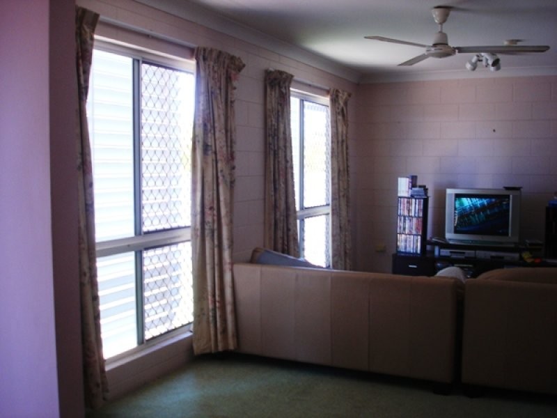 37 MACARTHUR, Annandale QLD 4814