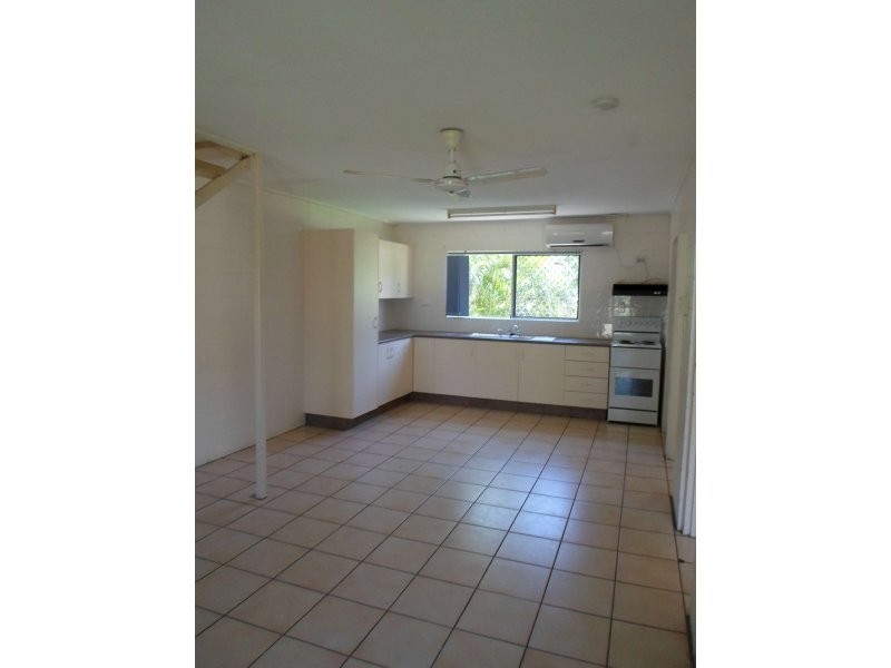 1/31 Roberts Street, Hermit Park QLD 4812