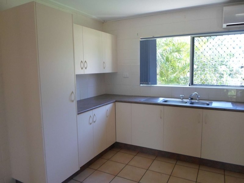 1/31 Roberts Street, Hermit Park QLD 4812