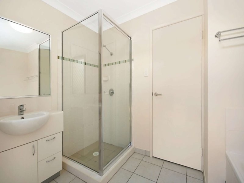 9 Laurie Motti Parade, Kirwan QLD 4817