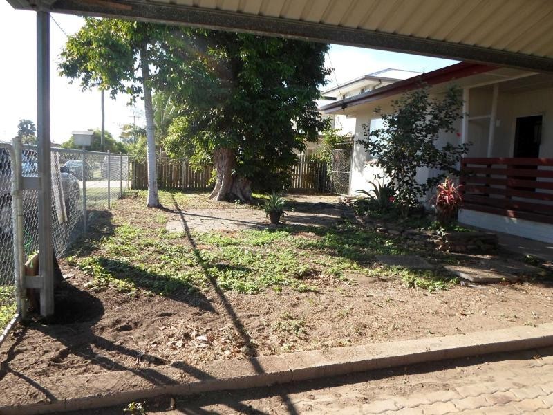 22 Ninth Avenue, Railway Estate QLD 4810