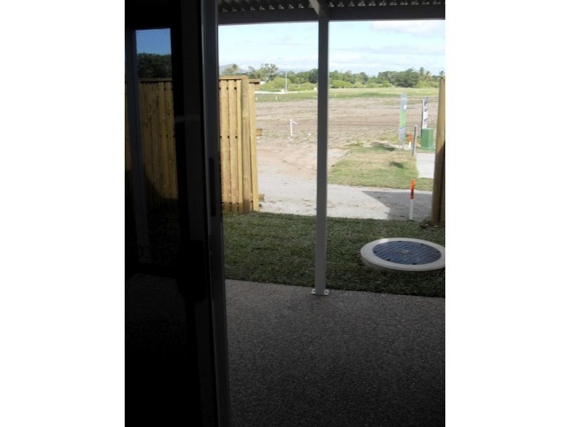 85b Riveredge Blvd, Oonoonba QLD 4811