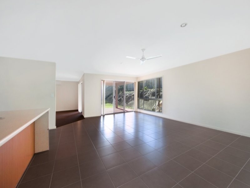 12 Hinton Court, Deeragun QLD 4818