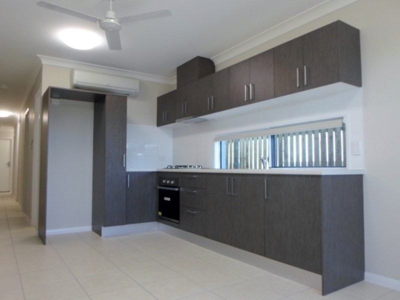 38b Huxley Crescent, Oonoonba QLD 4811