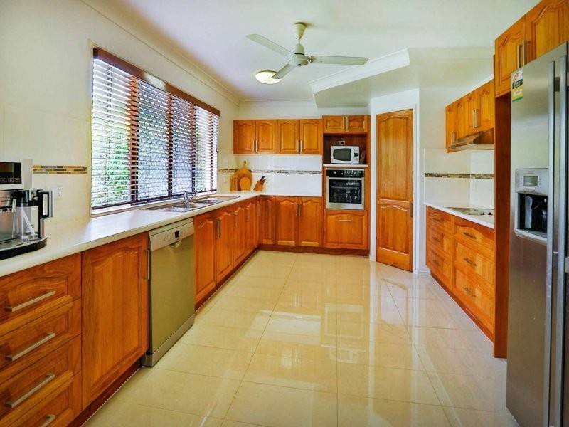 5 Hallet Close, Douglas QLD 4814