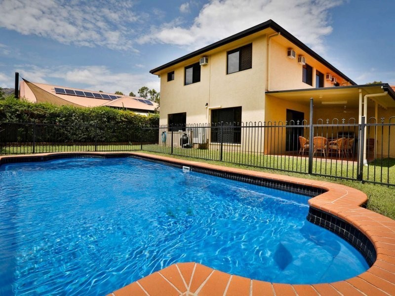 5 Hallet Close, Douglas QLD 4814