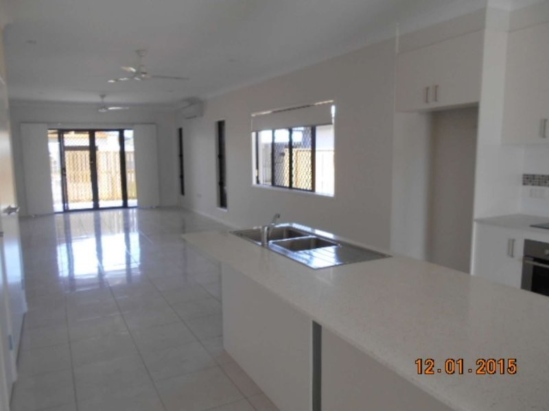 12 Mainwaring Way, Oonoonba QLD 4811