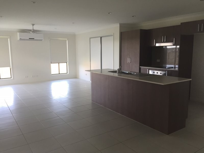 1/60 Daydream Circuit, Burdell QLD 4818