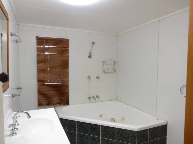 214 Bayswater Road, Currajong QLD 4812