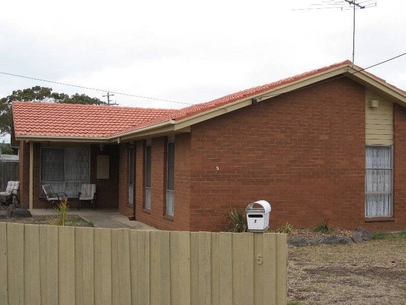 5 Firth Court, Corio VIC 3214