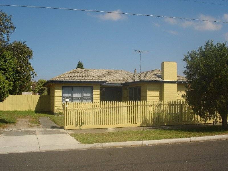 16 Dew Street, Whittington VIC 3219