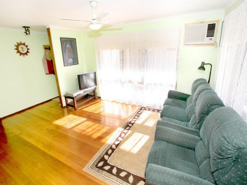 8 Appleton Road, Corio VIC 3214