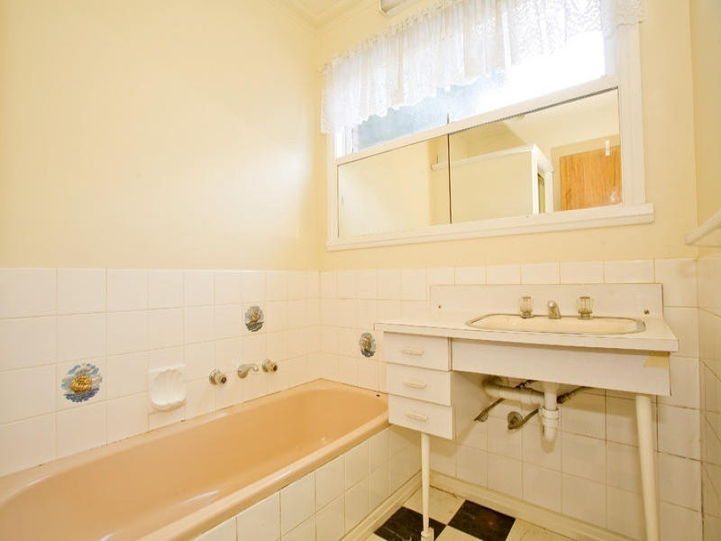 77 Peter Street, Grovedale VIC 3216