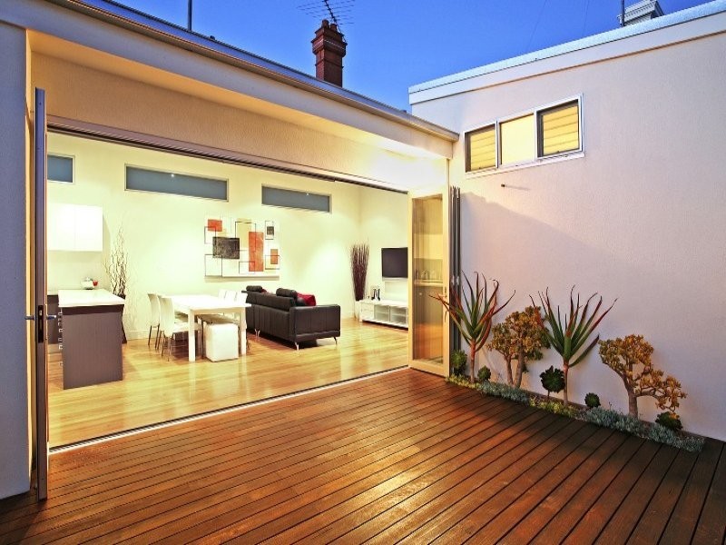 128 Gheringhap Street, Geelong VIC 3220