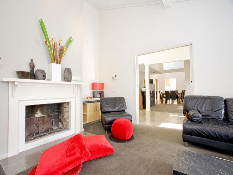 9 Pepperdine Way, Highton VIC 3216