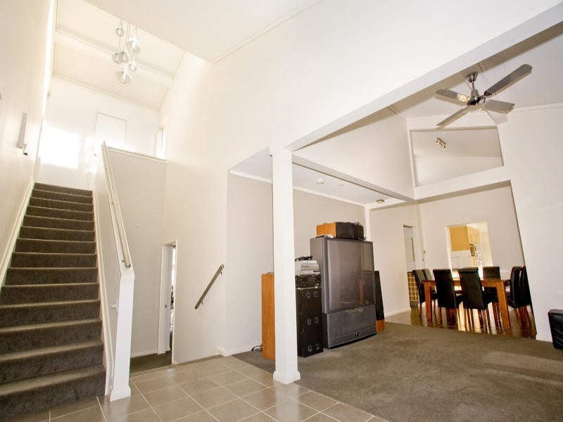 9 Pepperdine Way, Highton VIC 3216