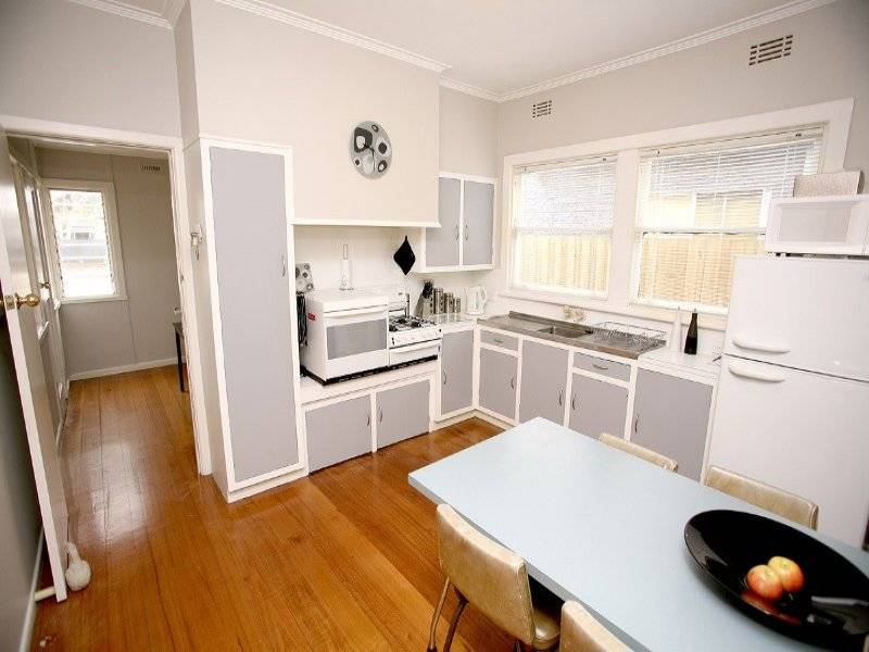 5 Kells Avenue, Herne Hill VIC 3218