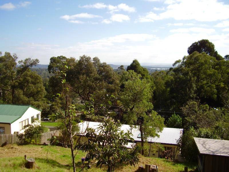 8 Mercia Ave, The Basin VIC 3154