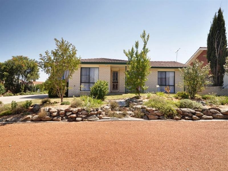 54 Rischbieth Crescent, Gilmore ACT 2905