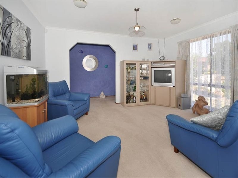 54 Rischbieth Crescent, Gilmore ACT 2905