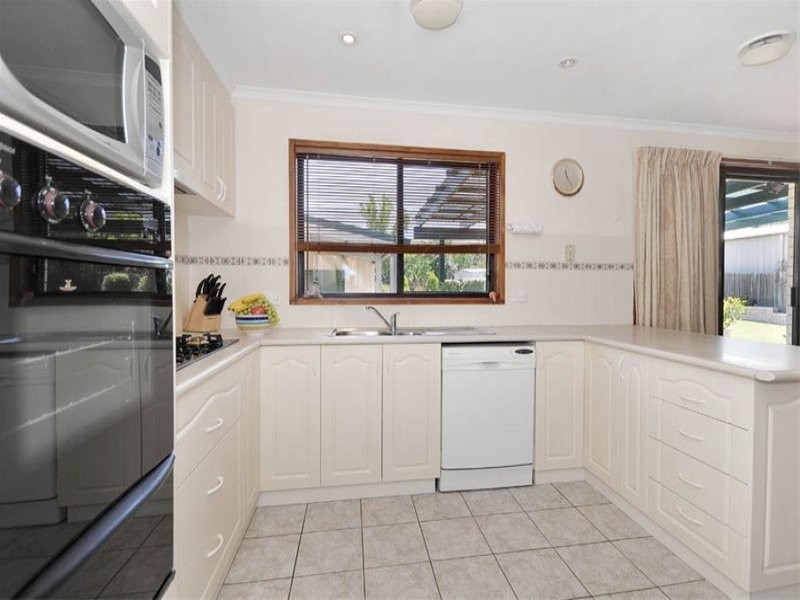 54 Rischbieth Crescent, Gilmore ACT 2905
